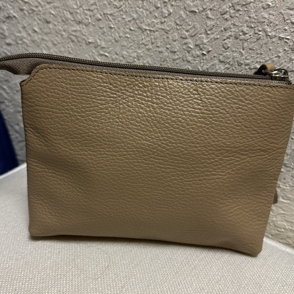 NWOT, Valentina leather wristlet pouch - Picture 3 of 5